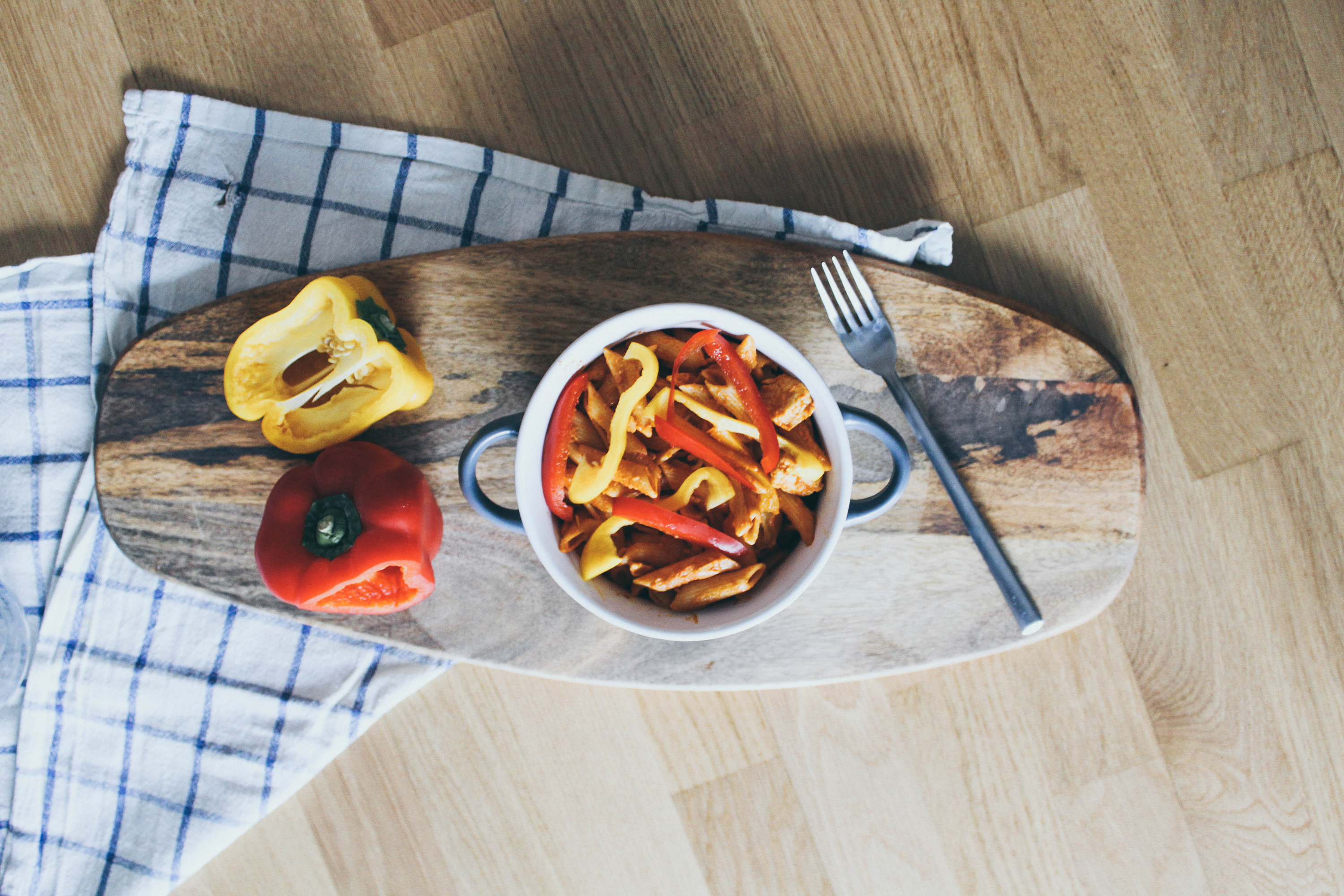 One Pot: Cremige Chicken-Paprika-Penne